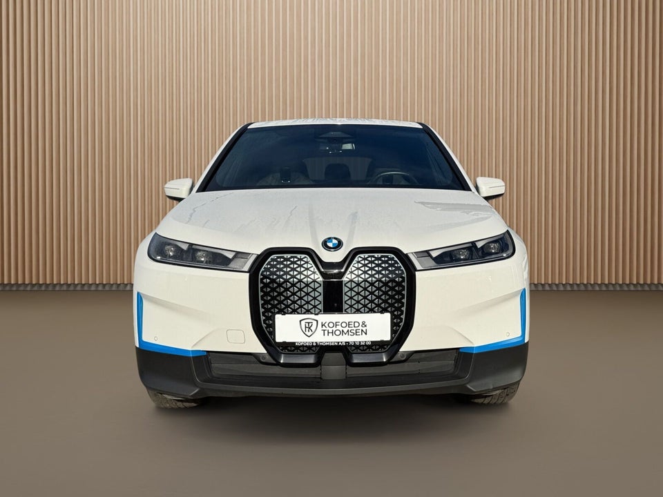 BMW iX xDrive40 5d