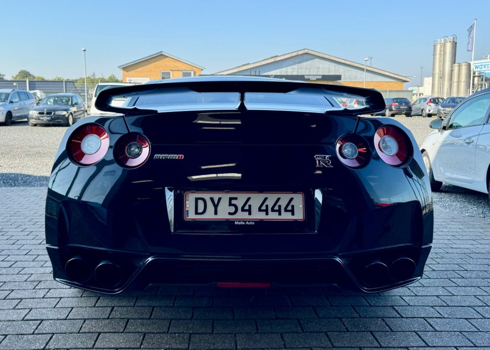 Nissan GT-R 3,8 V6 Black Edition aut. 2d