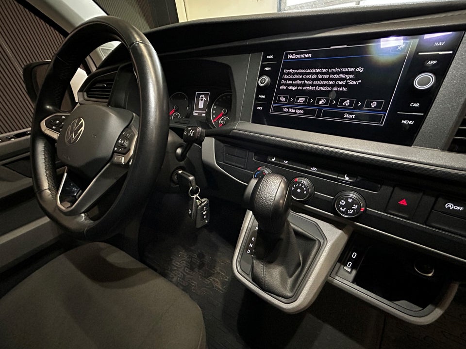 VW Transporter 2,0 TDi 150 Kassevogn lang