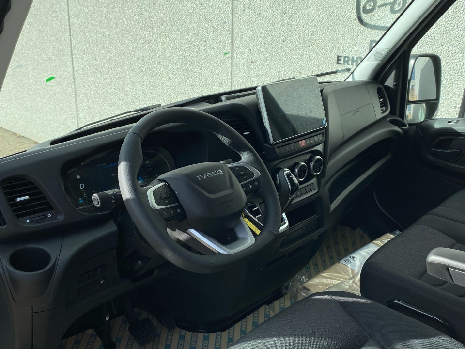 Iveco Daily 3,0 35C18 12m³ Van AG8