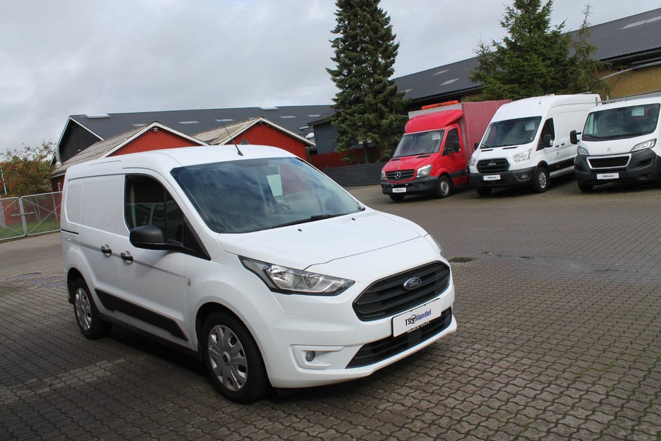 Ford Transit Connect 1,5 EcoBlue Active kort