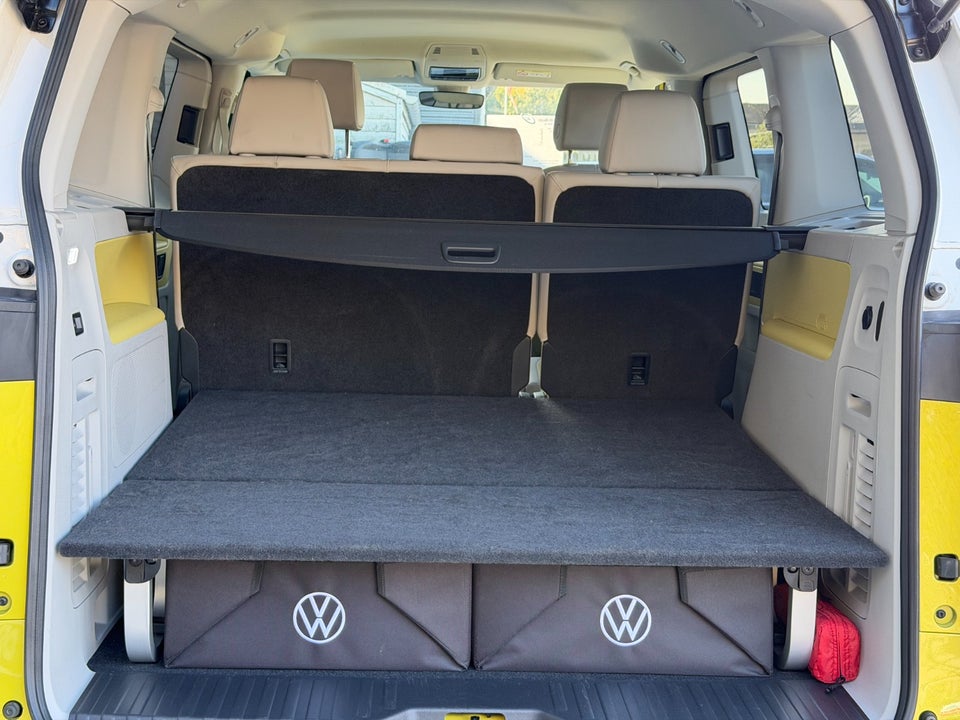VW ID.Buzz 77 Pro SWB 5d