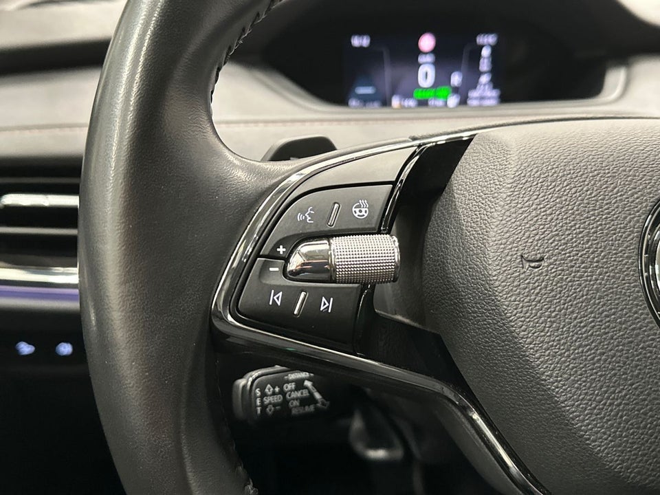 Skoda Enyaq 80 iV Plus 5d