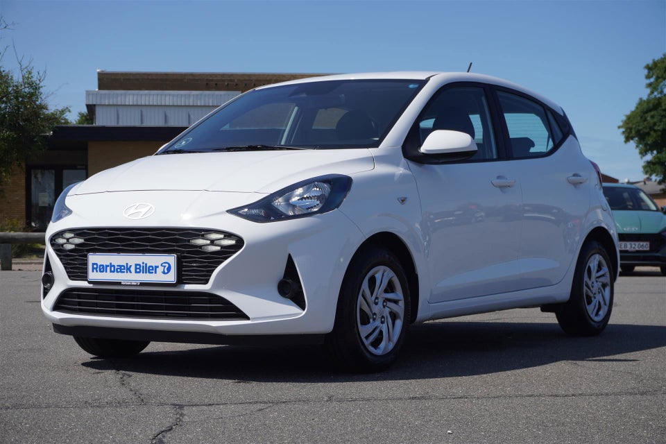 Hyundai i10 1,0 MPi Essential 5d