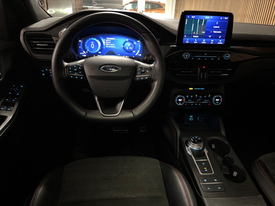 Ford Kuga 2,5 PHEV ST-Line X CVT 5d