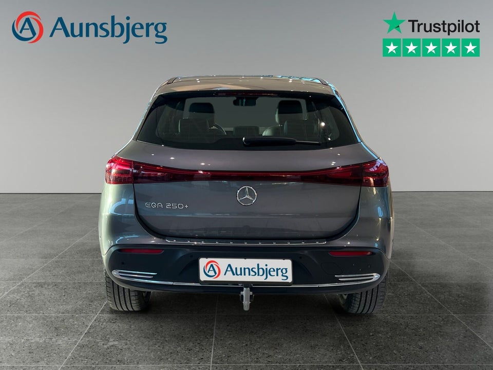 Mercedes EQA250+ Electric Art 5d