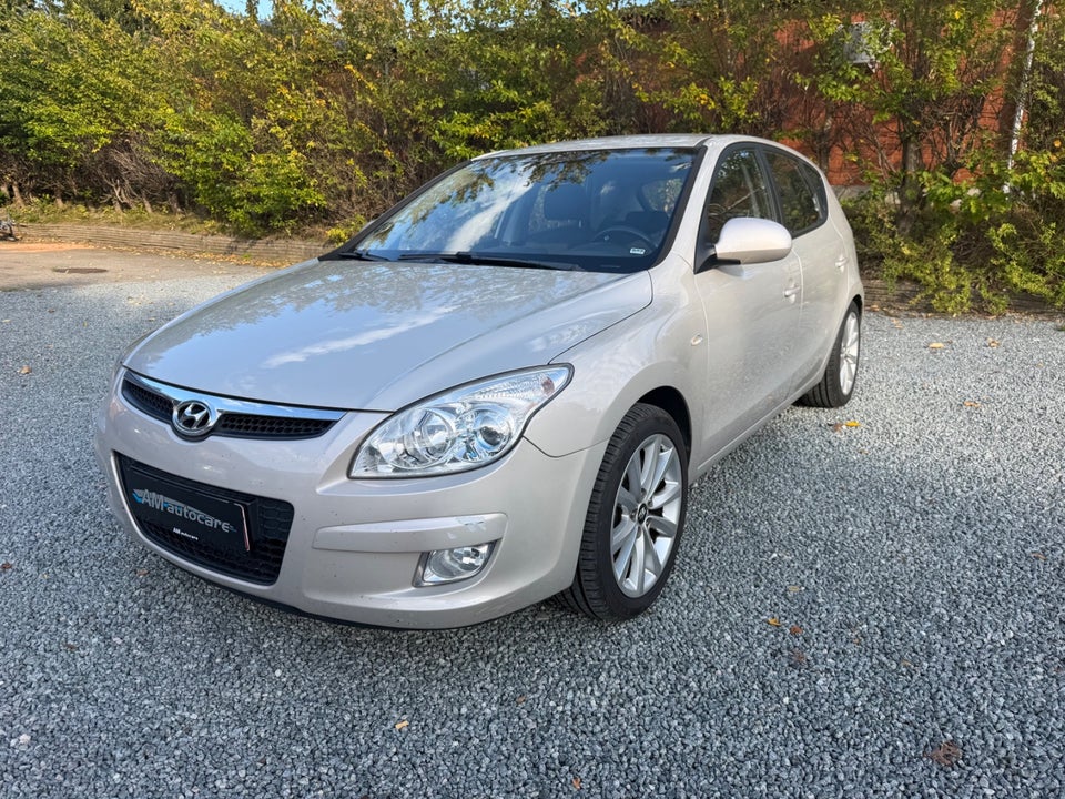 Hyundai i30 1,4 CVVT 109 Comfort 5d