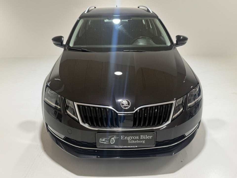 Skoda Octavia 1,6 TDi 115 Style Combi DSG 5d