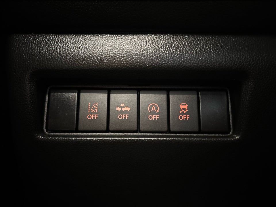 Suzuki Swift 1,0 Boosterjet SHVS Exclusive 5d