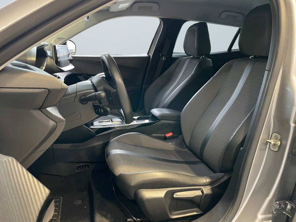 Peugeot e-2008 50 Allure 5d