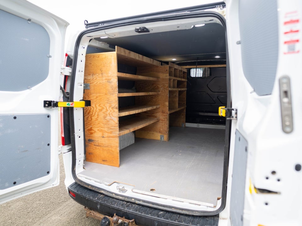 Ford Transit Custom 300 L2 2,0 TDCi 130 Ambiente