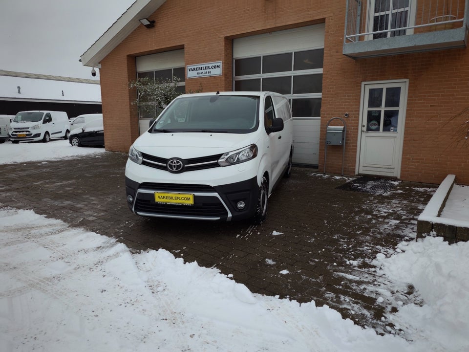 Toyota ProAce 2,0 D 120 Long Comfort 6d