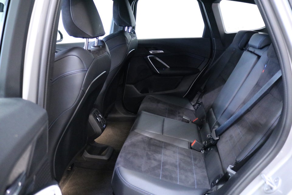 BMW iX1 eDrive20 M-Sport 5d