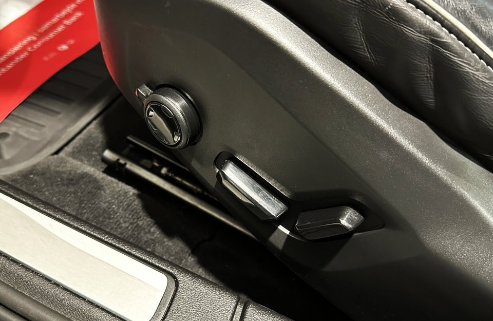 Volvo V60 2,0 T4 190 R-Design aut. 5d