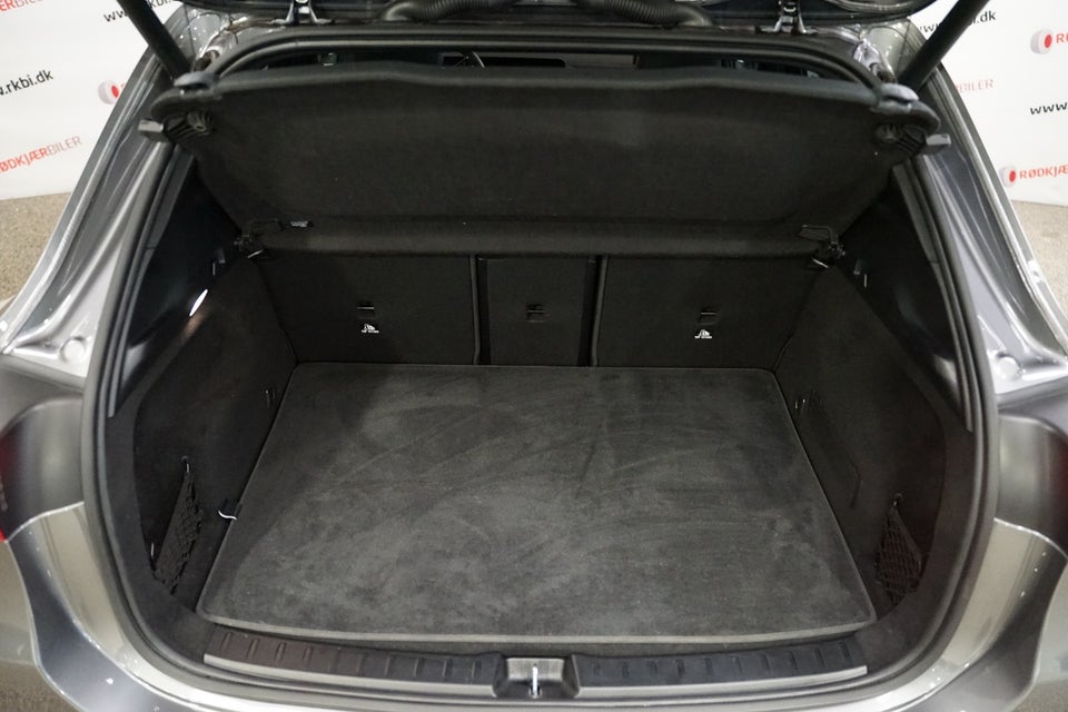 Mercedes EQA350 AMG Line 4Matic Van 5d