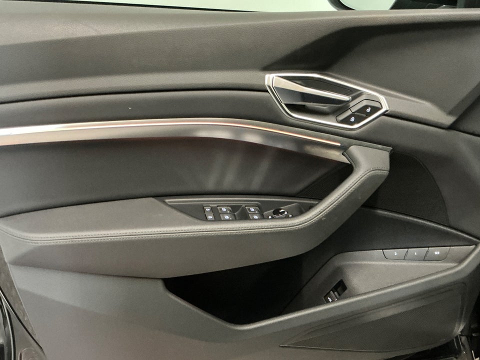 Audi e-tron 55 Advanced quattro 5d