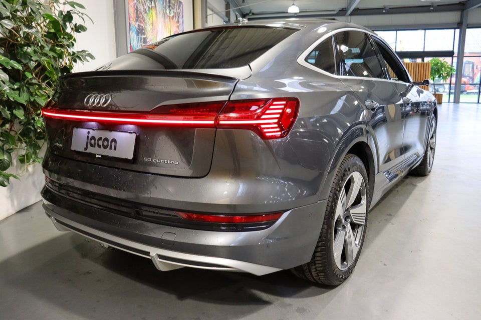 Audi e-tron 50 S-line Prestige Sportback quattro 5d