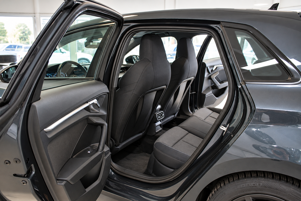 Audi A3 40 TFSi e Sportback S-tr. 5d