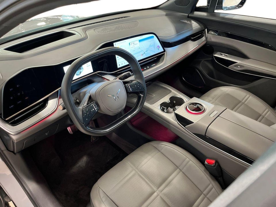 Hongqi EHS7 111 Exclusive 5d