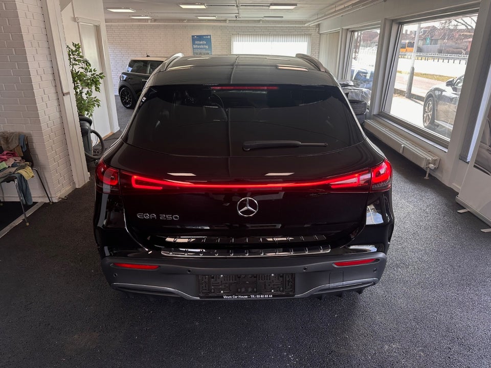 Mercedes EQA250 AMG Line 5d
