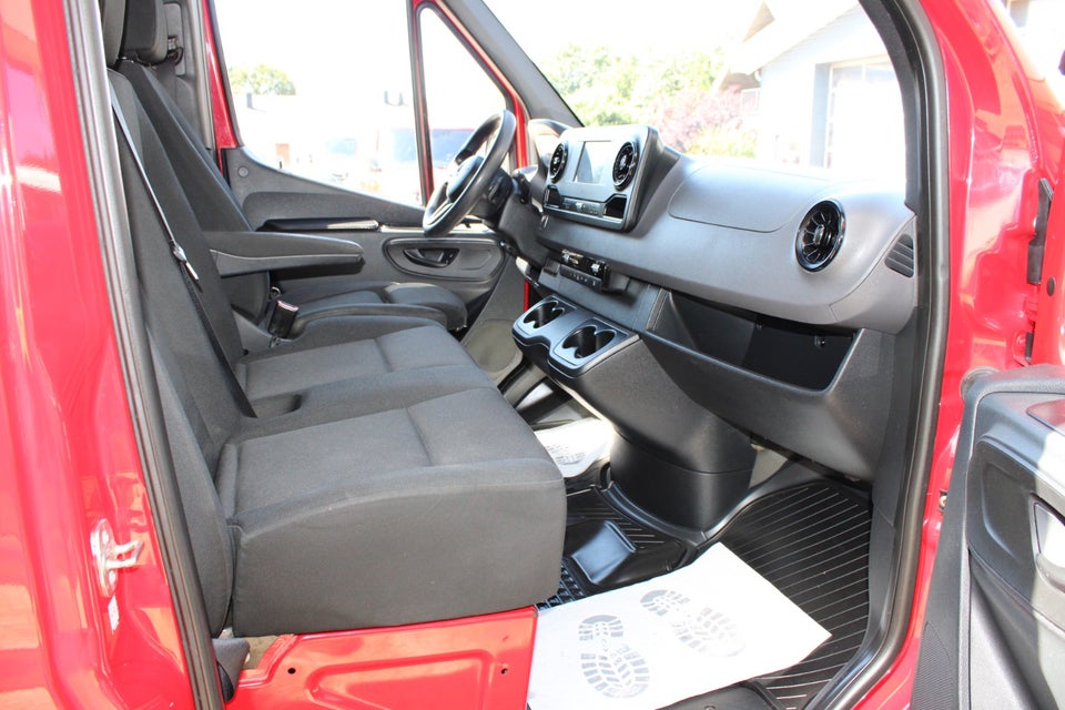 Mercedes Sprinter 317 2,0 CDi A2 Kassevogn aut. RWD
