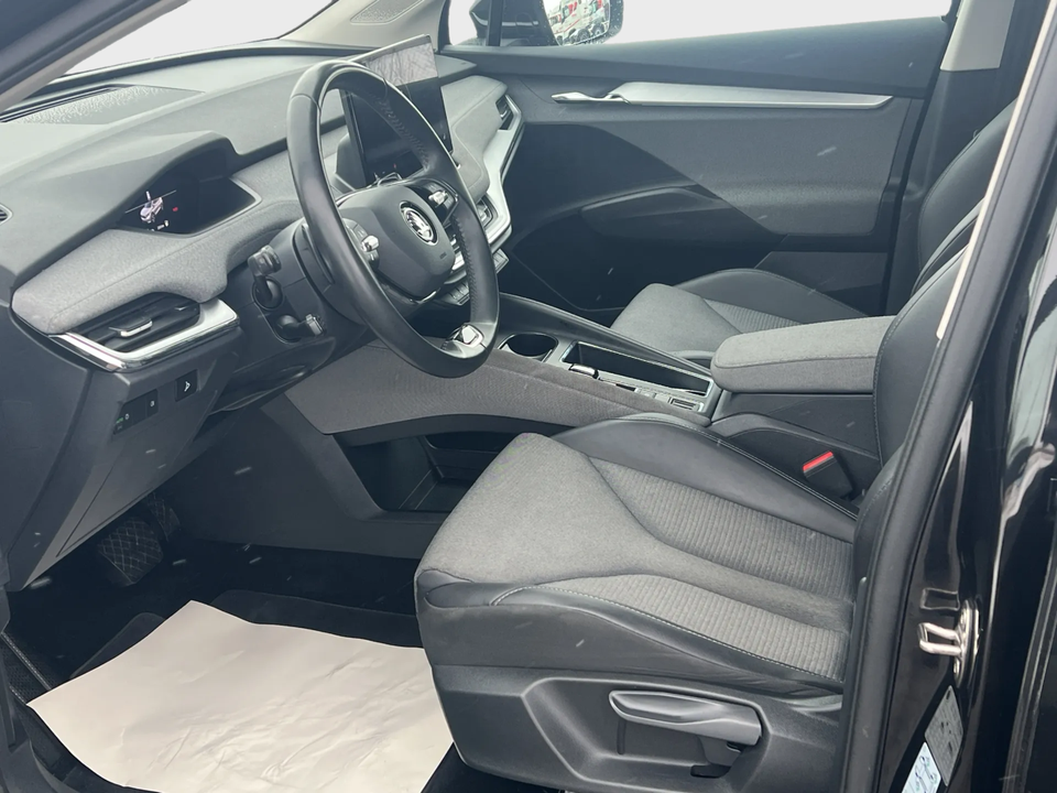Skoda Enyaq 80 iV Loft 5d