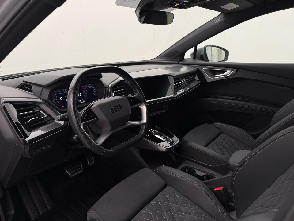 Audi Q4 e-tron 40 S-line Sportback 5d