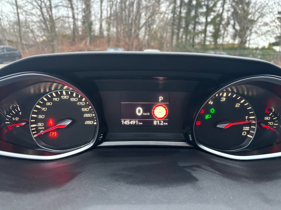 Peugeot 308 2,0 BlueHDi 150 Allure Sky SW EAT6 5d