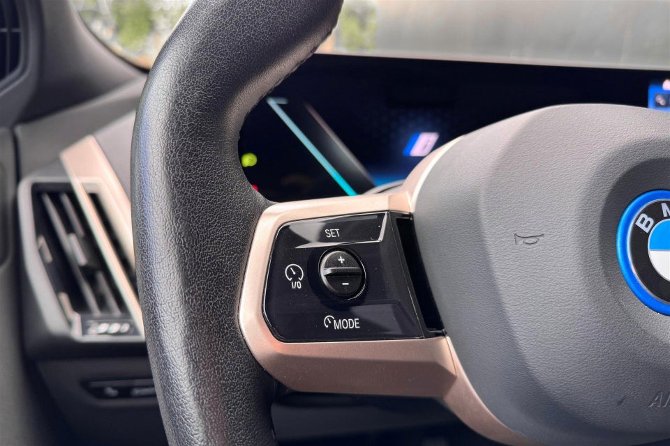 BMW iX xDrive40 Fully Charged 5d