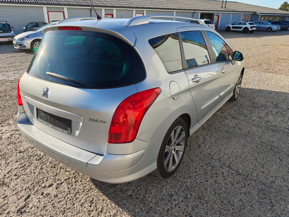 Peugeot 308 1,6 THP 156 Sportium SW 5d