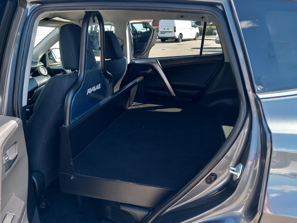 Toyota RAV4 2,5 Hybrid H3 MDS 4x4 Van 5d