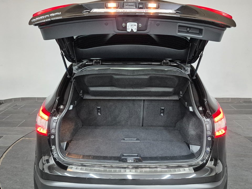 Nissan Qashqai 1,2 Dig-T 115 Tekna 5d