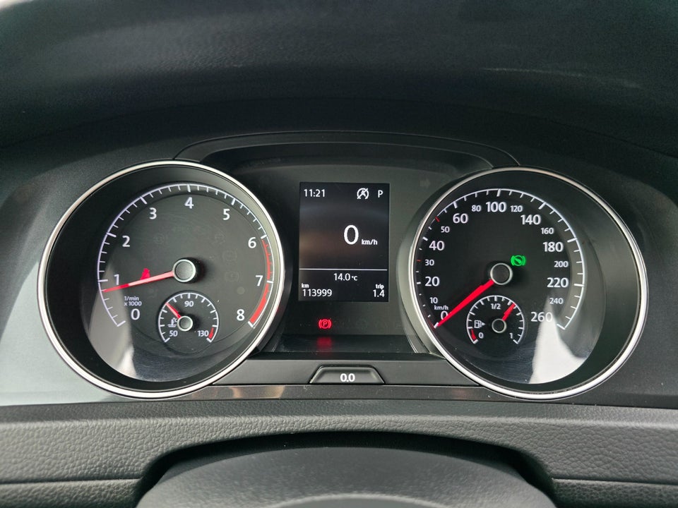 VW Golf VII 1,5 TSi 130 Comfortline DSG 5d