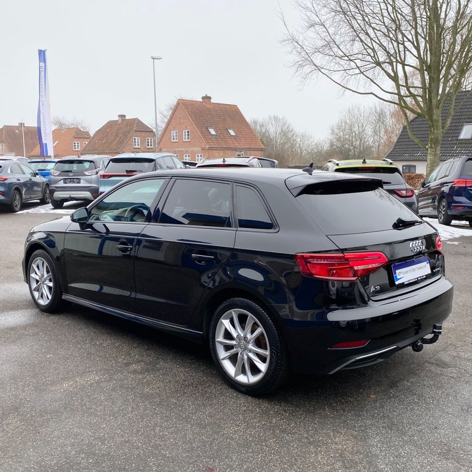 Audi A3 1,4 e-tron Sport Sportback S-tr. 5d