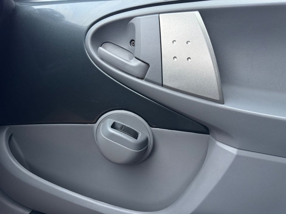 Citroën C1 1,0i  5d