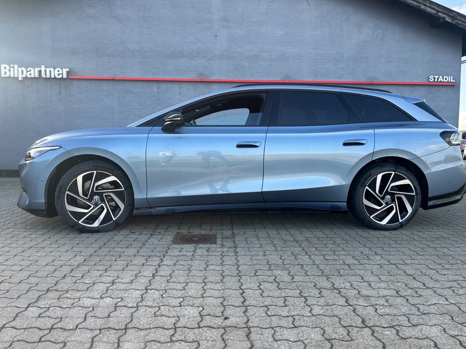 VW ID.7 77 Pro Tourer 5d