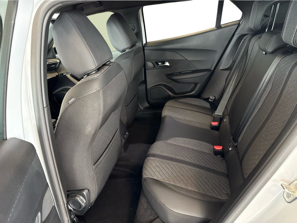 Peugeot e-2008 54 Allure 5d