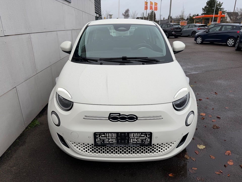 Fiat 500e 42 Icon 3d