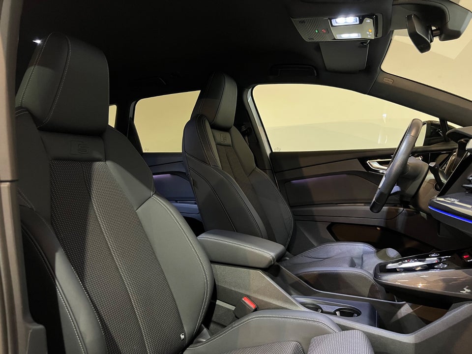 Audi Q4 e-tron 40 Advanced S-line 5d