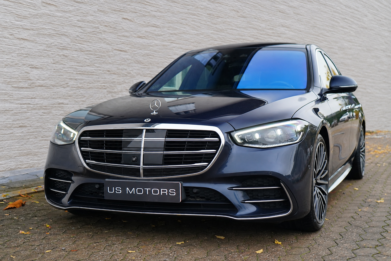 Mercedes-Benz S580 e 3,0 aut. lang 4d · 2