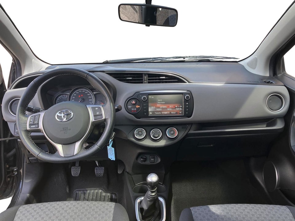 Toyota Yaris 1,3 VVT-i Skyview 5d