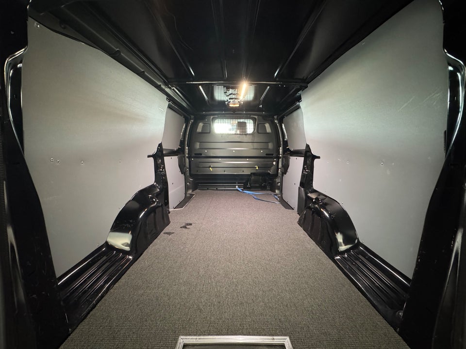 Peugeot Expert 2,0 BlueHDi 122 L3 Premium EAT8 Van