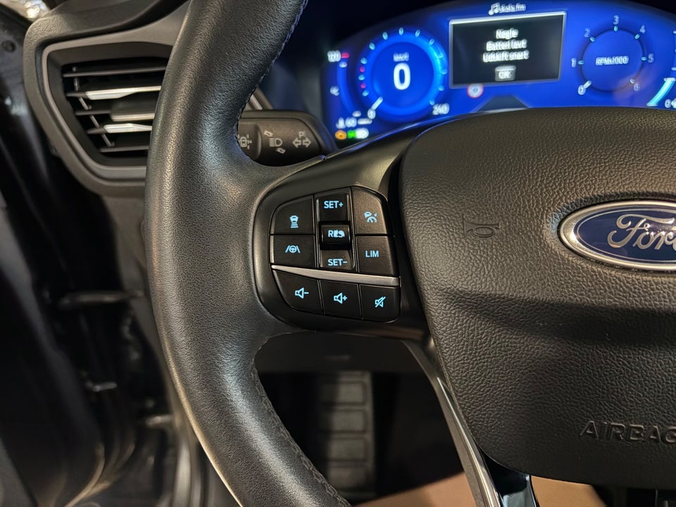 Ford Kuga 1,5 EcoBlue Titanium X aut. Van 5d