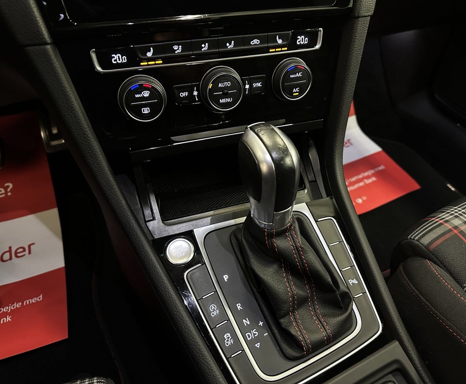 VW Golf VII 2,0 GTi DSG 5d
