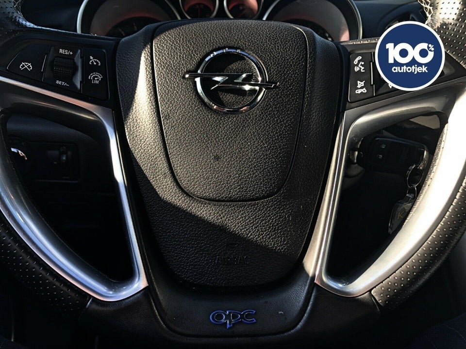 Opel Astra 2,0 OPC GTC 3d