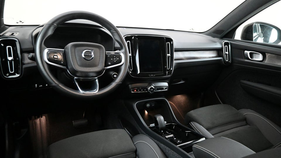 Volvo XC40 1,5 T5 ReCharge R-Design aut. 5d