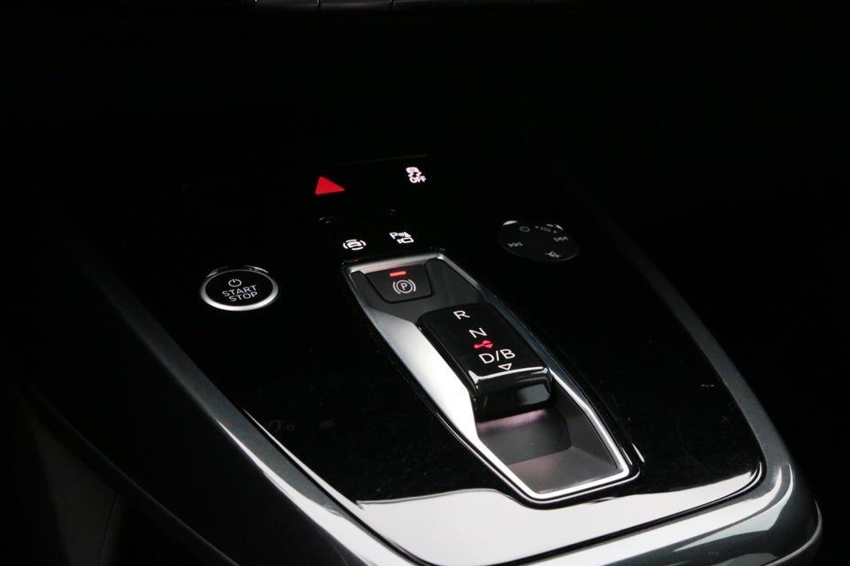 Audi Q4 e-tron 40 S-line 5d