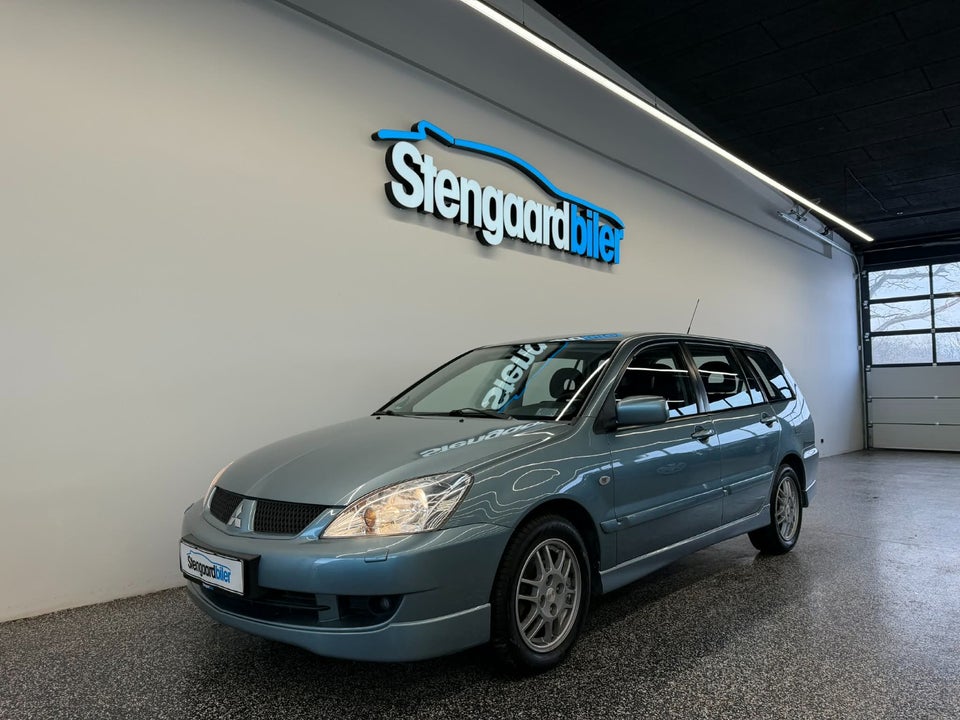 Mitsubishi Lancer 1,6 Comfort stc. 5d