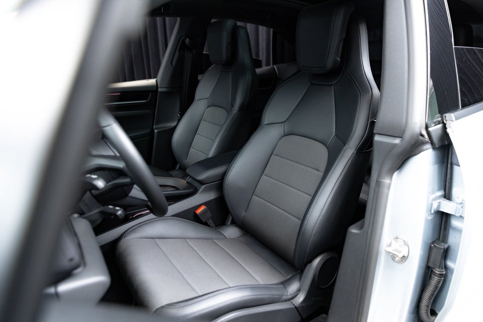 Porsche Macan 5d