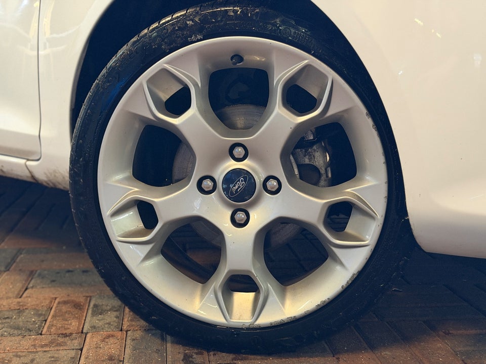 Ford Fiesta 1,6 TDCi 95 ECO 5d